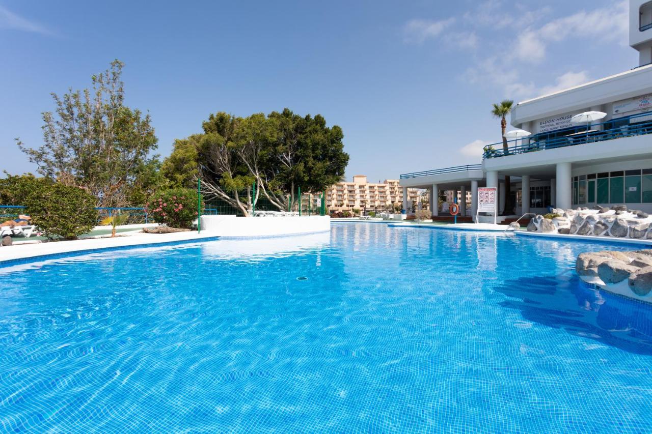 Paradise Suite Адехе Екстериор снимка